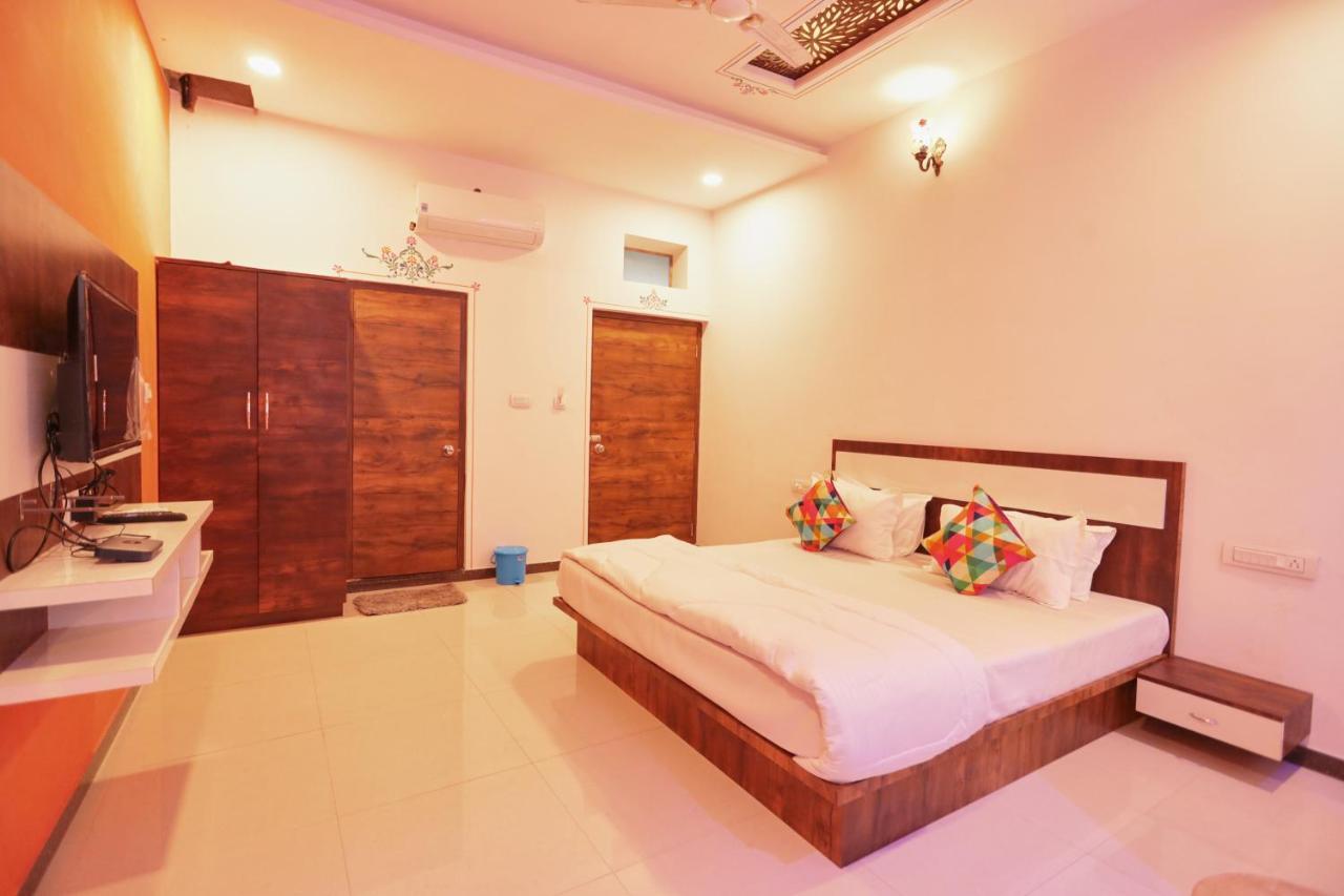 Hotel Neev Haweli Udaipur Exterior foto