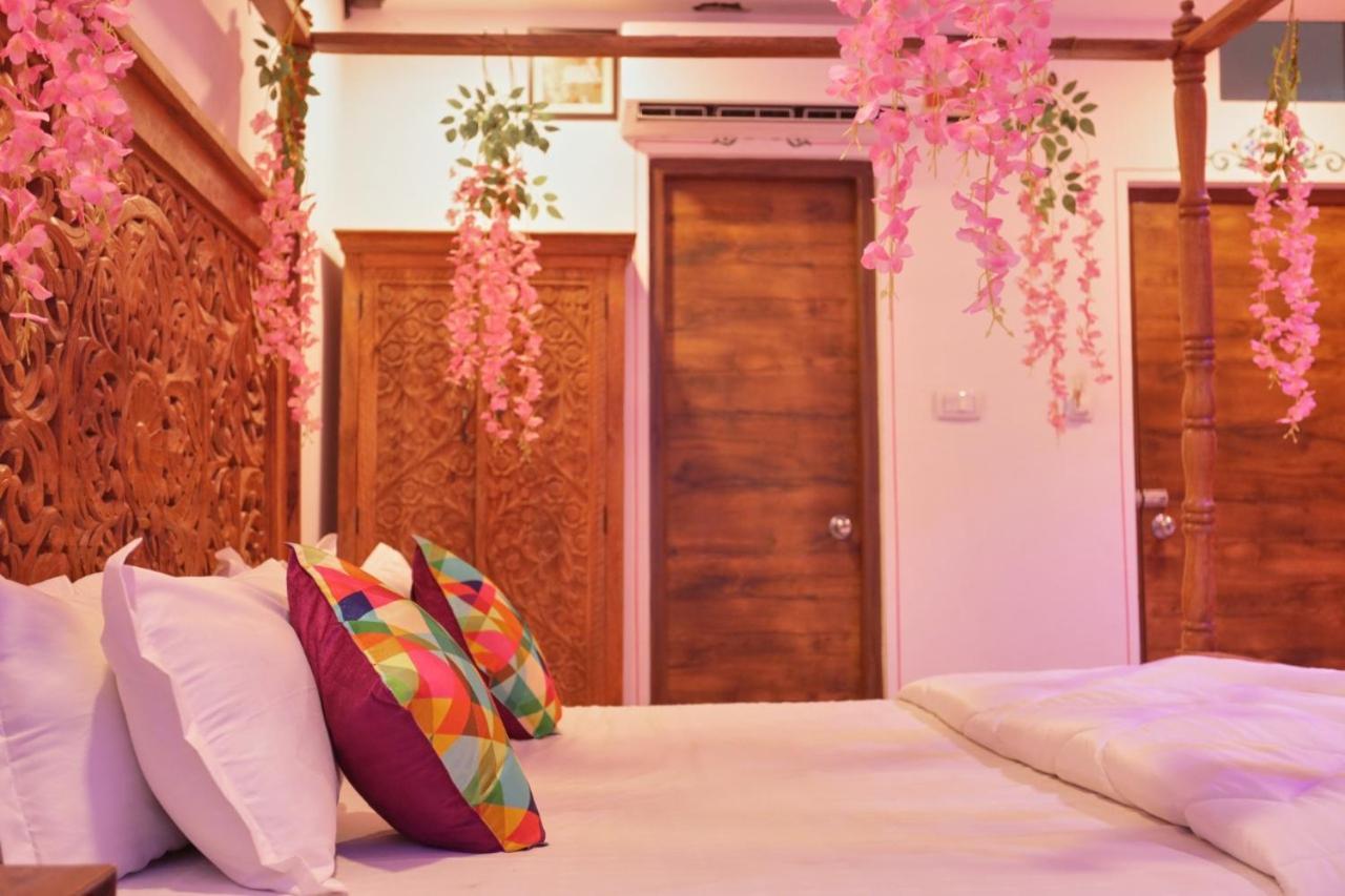 Hotel Neev Haweli Udaipur Exterior foto